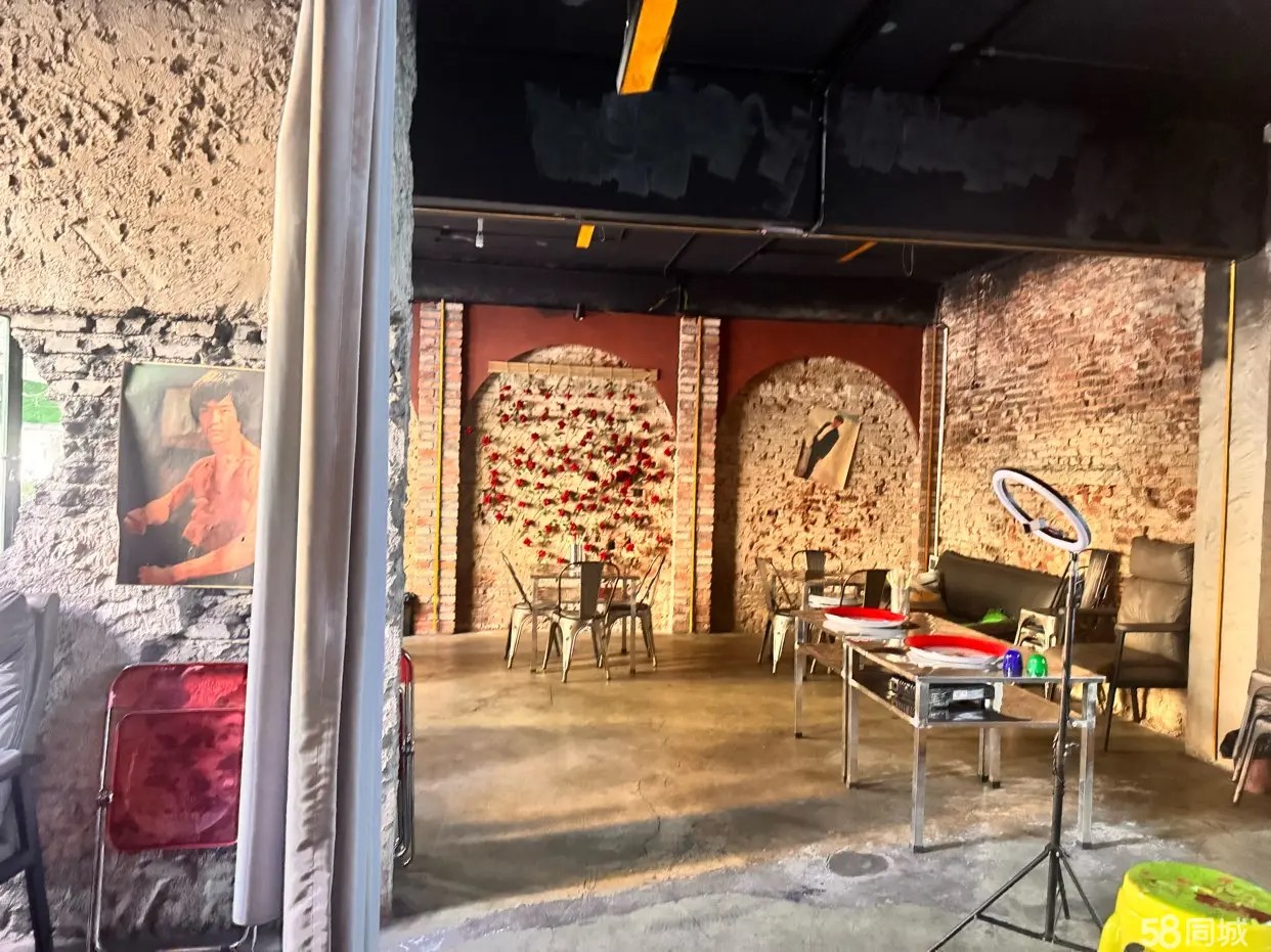 (转让) 107平 美食节 还有几个月房租